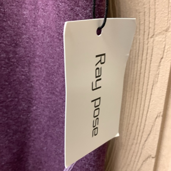 Ray Pose Leggings. NWT - Picture 6 of 10